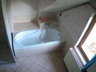 Julmodels Bathroom 2nd Floor-1